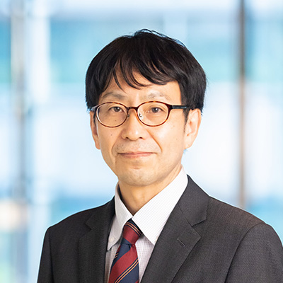 栴檀 恵治