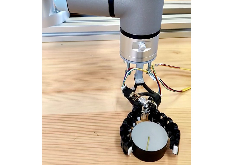 インハンドマニピュレーション可能な芋虫型ハンド