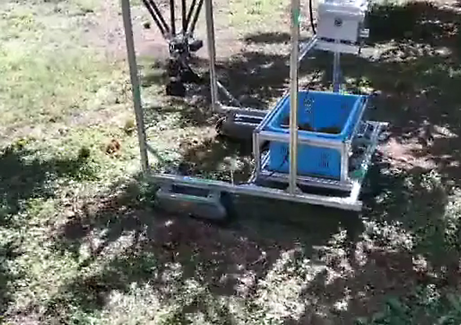 小型・協働型ロボットによる新しい農業の形