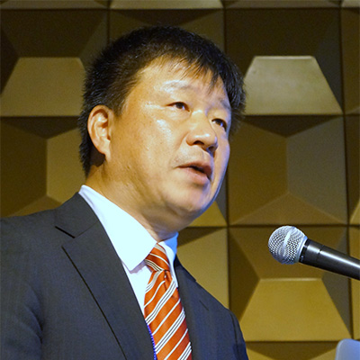 髙下 秀春
